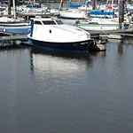 Botel The Boat