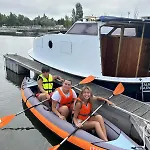 The Boat Ovar