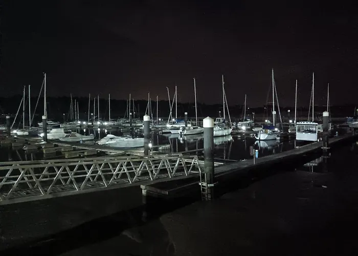 船上ホテル The Boat *